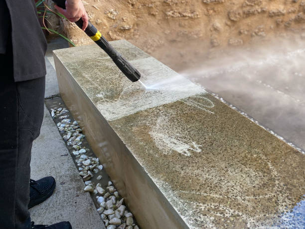 Best Commercial Pressure Washing  in Huntingtown, MD